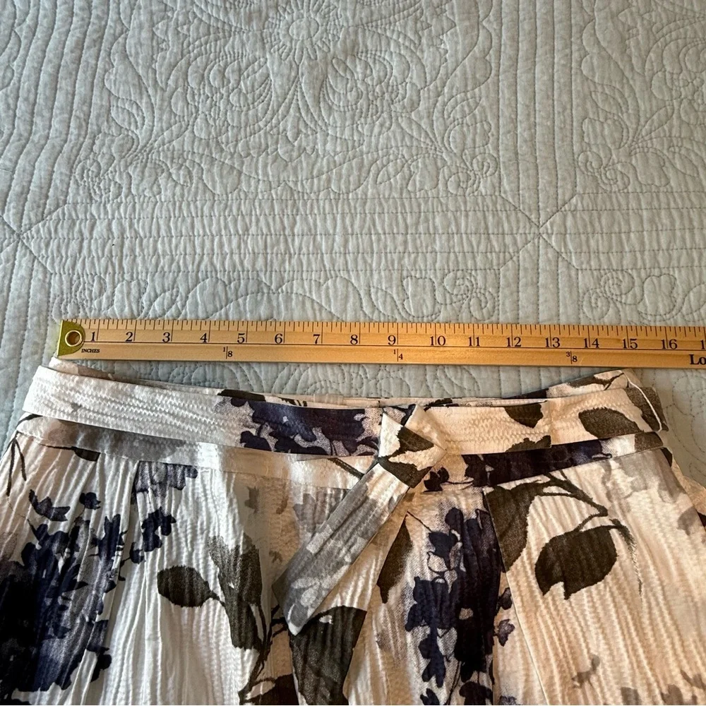 Teri Jon‎ Belted Mini Skirt Floral Size 8 Textured Fabric Above Knee Business